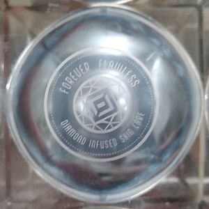 Meet your Posher, Kay